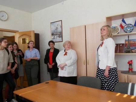 Lycée 56 - Accueil par la Directrice ... 